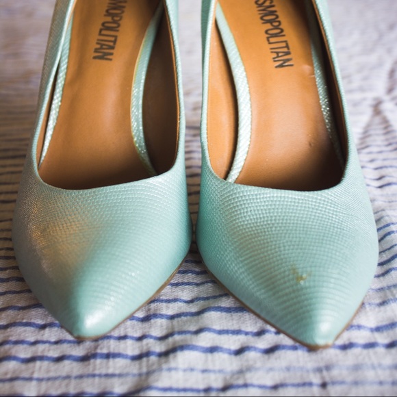 Teal Cosmopolitan Heels - Picture 2 of 8